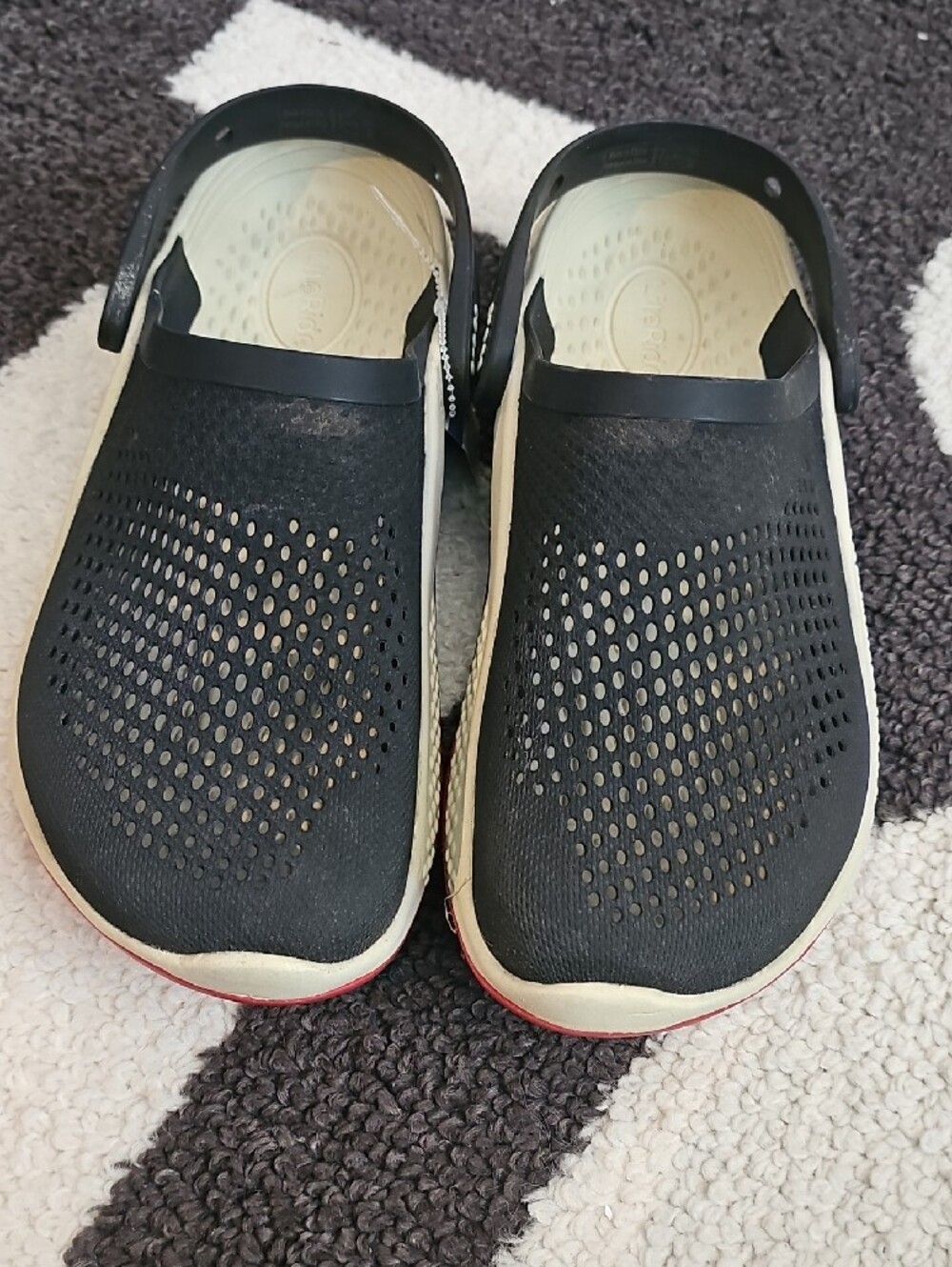 CROCS Literide 360 Ombre Slip-On Clogs - Picture 3 of 6
